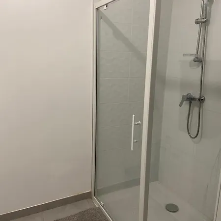 Appartement T2, Résidence Au Calme. Parking Privé