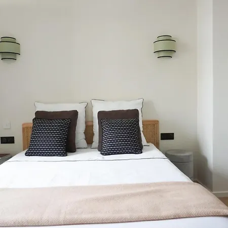 Le Magnifique - T3 Climatise Et Parking Prive Apartment