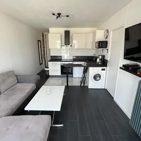 Appartement Moderne Et Climatisé En Hyper Centre !