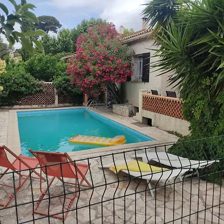 Villa Maison Provencale Avec Piscine