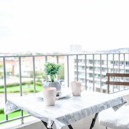 Apartment Le Valmante - Avec Balcon Et Parking *