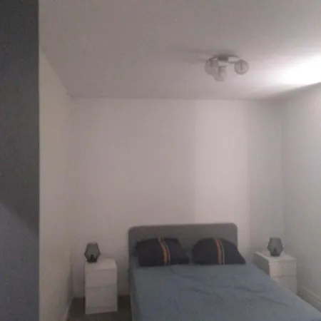 Pauline Apartment