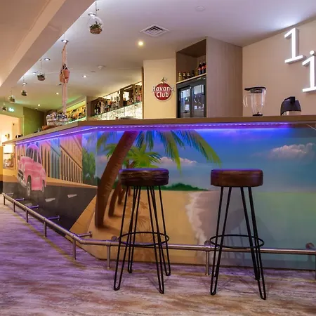 Mercure Centre Vieux Port Hotel