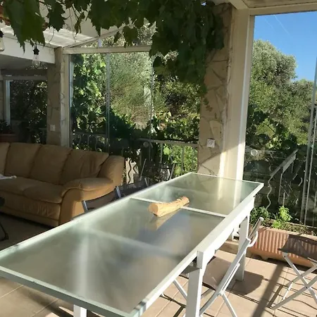 D Hotes Au Coeur Des Oliviers Homestay