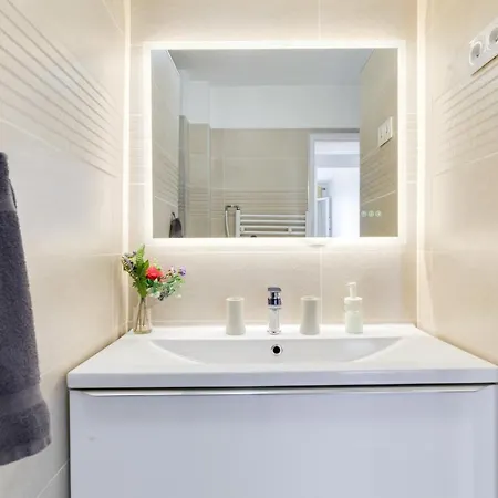 Gare St Charles Vieux Port Apartment Marseille
