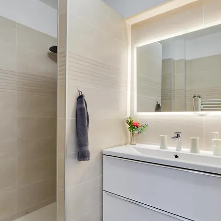 Apartment Gare St Charles Vieux Port Marseille