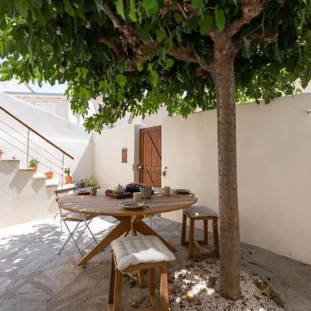 Hébergement de vacances A La Calanque - Jolie Maison En Bord De