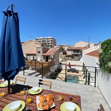 Hébergement de vacances Le Tropical Piscine Et Terrasse Centre-ville Marseille