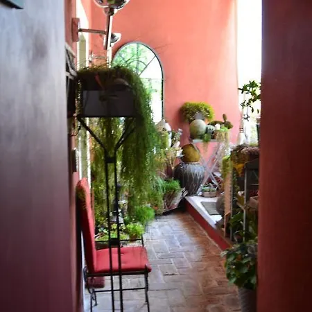 La Blanche Bed & Breakfast Marsiglia
