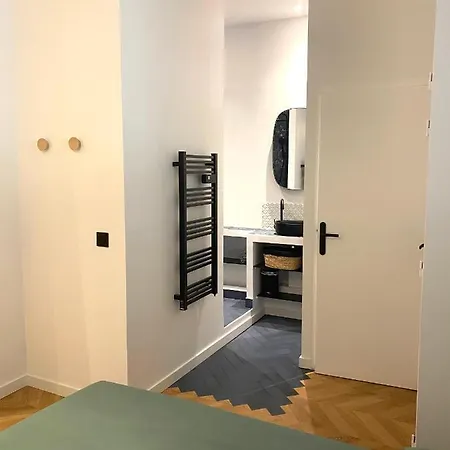 Le Sebastopol Apartment