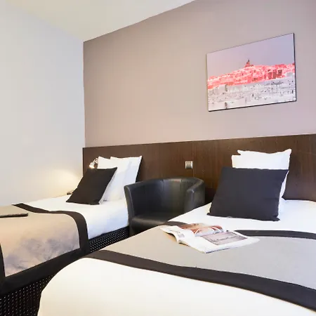 Hotel Kyriad Centre Paradis-prefecture 3*