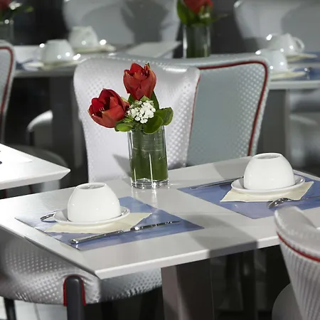 Hotel Kyriad Centre Paradis-prefecture Marseille