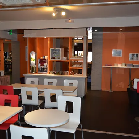 Ibis Centre Prefecture 3*
