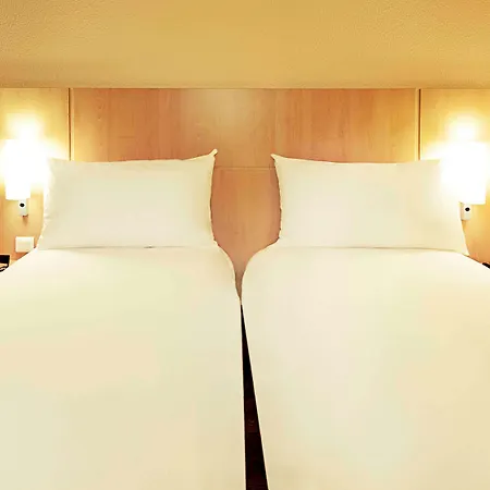 Ibis Centre Gare Saint Charles Hotel 3*
