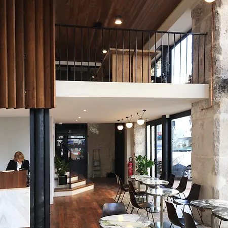 New Le Quai - Vieux Port 4* Marsiglia