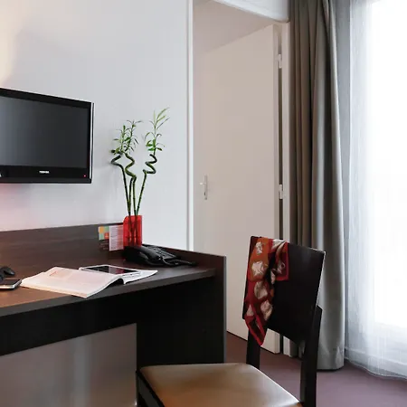 Adagio Access Saint Charles Aparthotel