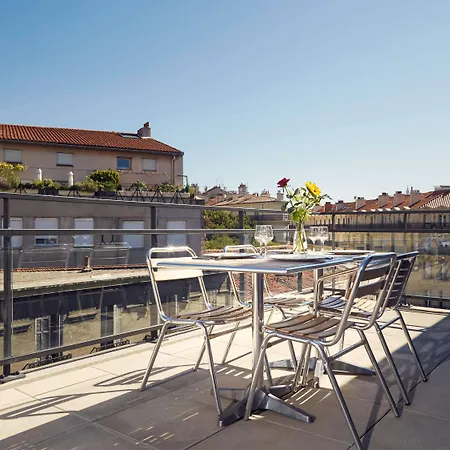 Adagio Vieux Port Aparthotel Marseille