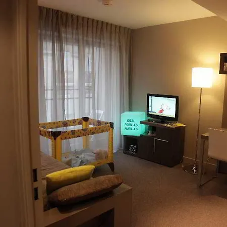 Adagio Vieux Port Aparthotel
