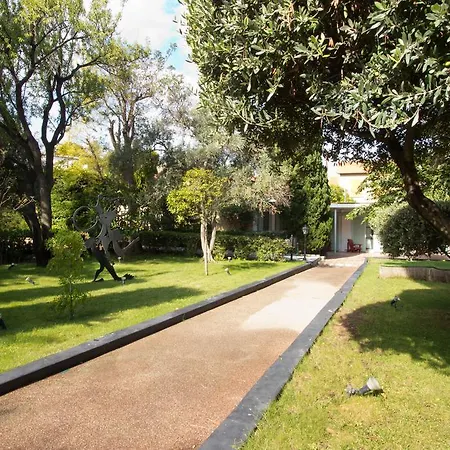 Mercure Centre Bompard La Corniche Hotel 4*