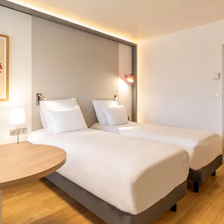 Mercure Centre Prado Velodrome