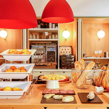 Mercure Centre Prado Velodrome Hotel