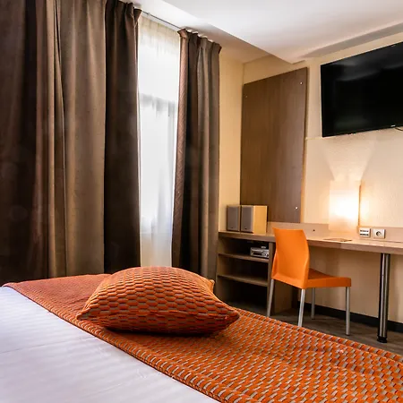 Hotel Carre Vieux Port 3*