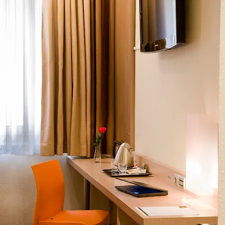 Carre Vieux Port 3* Marsilya