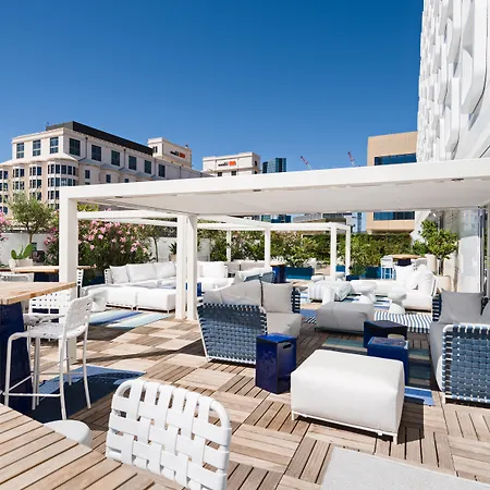Golden Tulip Euromed