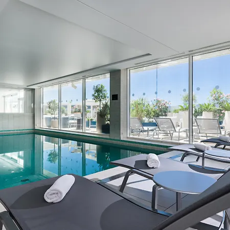 Golden Tulip Euromed Hotel 4*