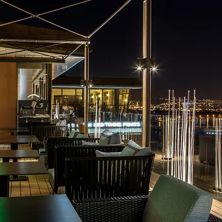 מלון Sofitel Vieux-port 5*