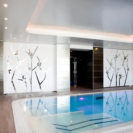 Sofitel Vieux-port 5*