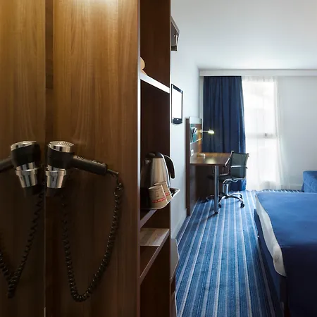 Hotel Centre Gare Saint-charles 3*