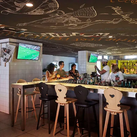 马赛玛玛屋公寓式酒店 3*