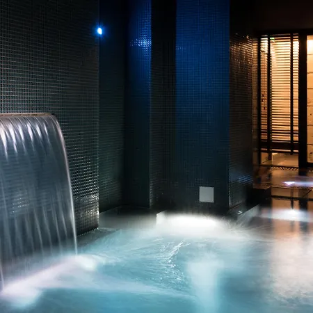 C2 Hotel Marselha