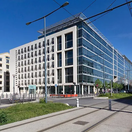 Novotel Centre Euromed Otel 4*
