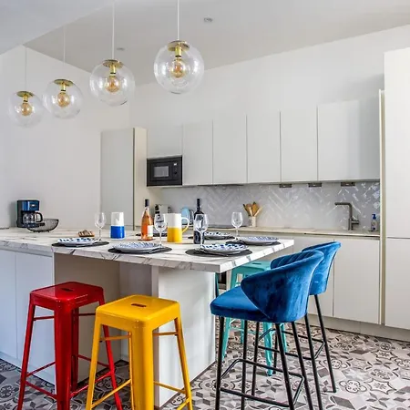 Beautiful Air Conditioned - - Welkeys Marseille