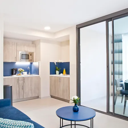 Aparthotel Residhome 4*