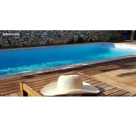 Proche Velodrome F4 Dans Villa Avec Parking Et Piscine Partagee Apartment *
