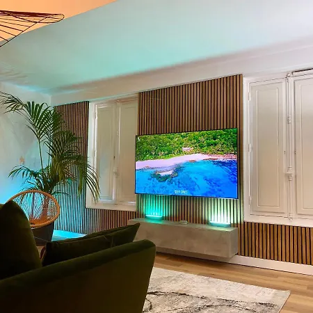 Sv - L'experience Design Duplex In Apartment