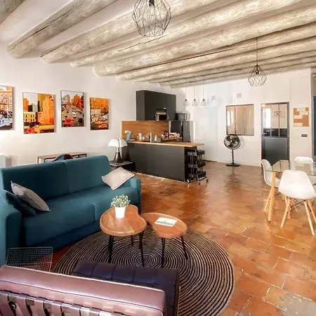 Apartment Le Loft Estienne D'orves