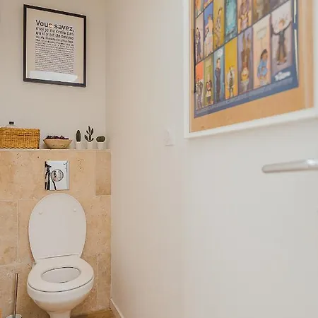 Magnifique T5 - Gare St Charles - 4 A 10 Personnes * Marseille