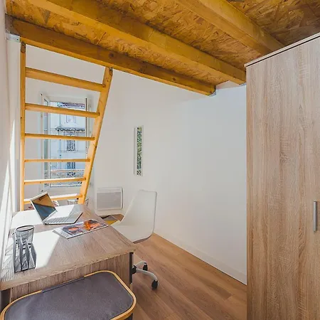 Magnifique T5 - Gare St Charles - 4 A 10 Personnes Marseille