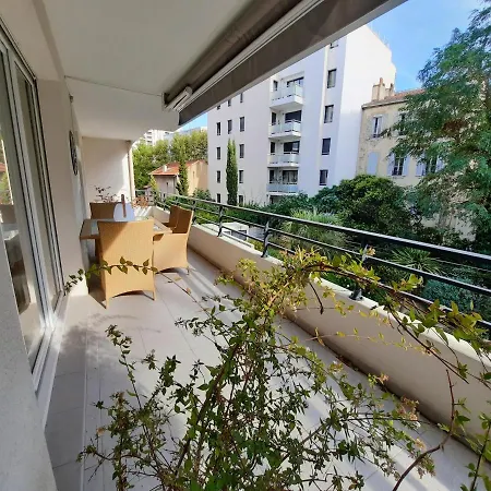 Pytheas Carre D'or Apartment *