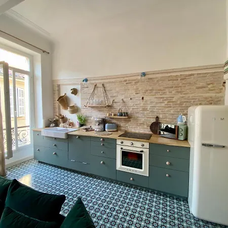 Haussmannien Rue Pietonne Opera Apartment