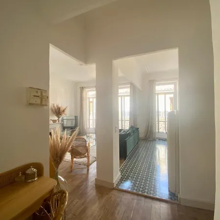 Haussmannien Rue Pietonne Opera Apartment