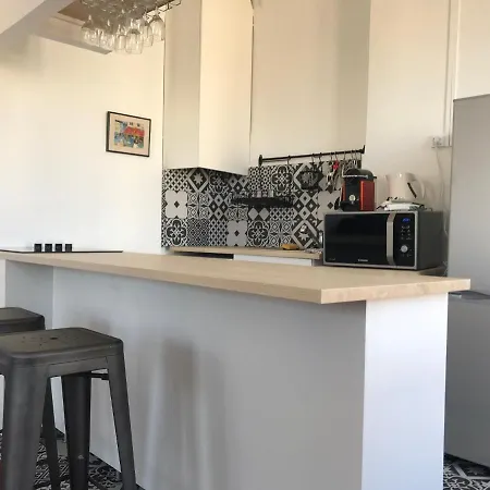 Apartment Studio Moustier