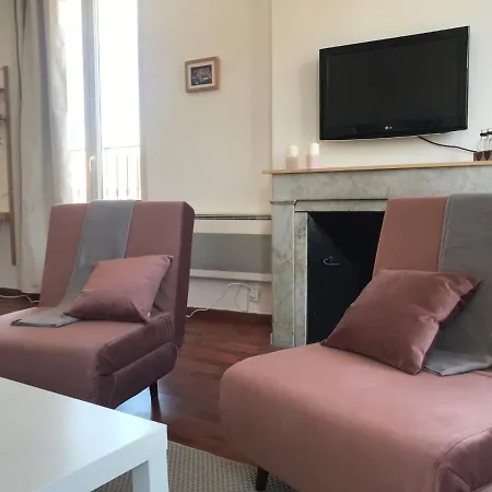 Studio Moustier Apartment
