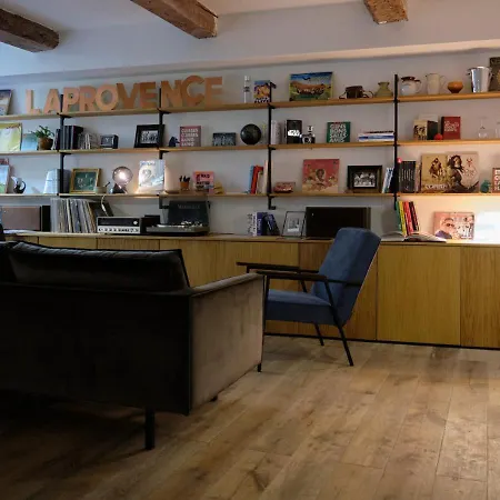Maison Juste Aparthotel *
