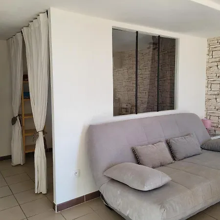 D Hotes Au Coeur Des Oliviers Homestay *