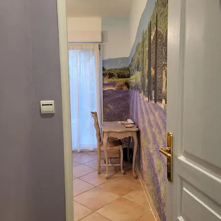 D Hotes Au Coeur Des Oliviers * Marseille